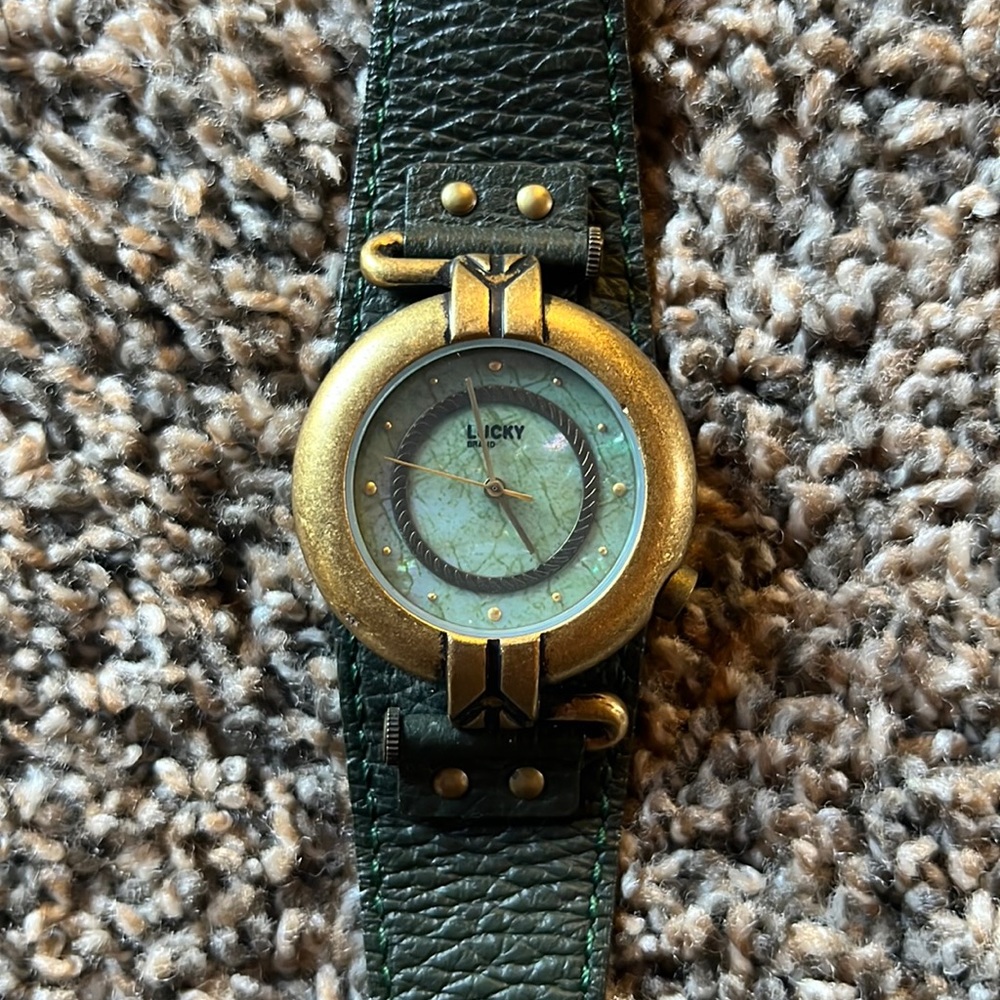 Lucky brand watch never worn.